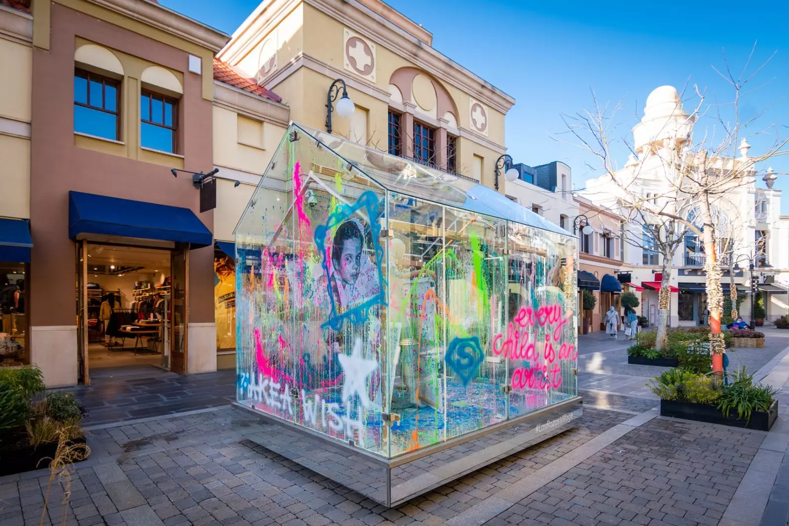 レン・マケラ UVNT X LAS ROZAS VILLAGE