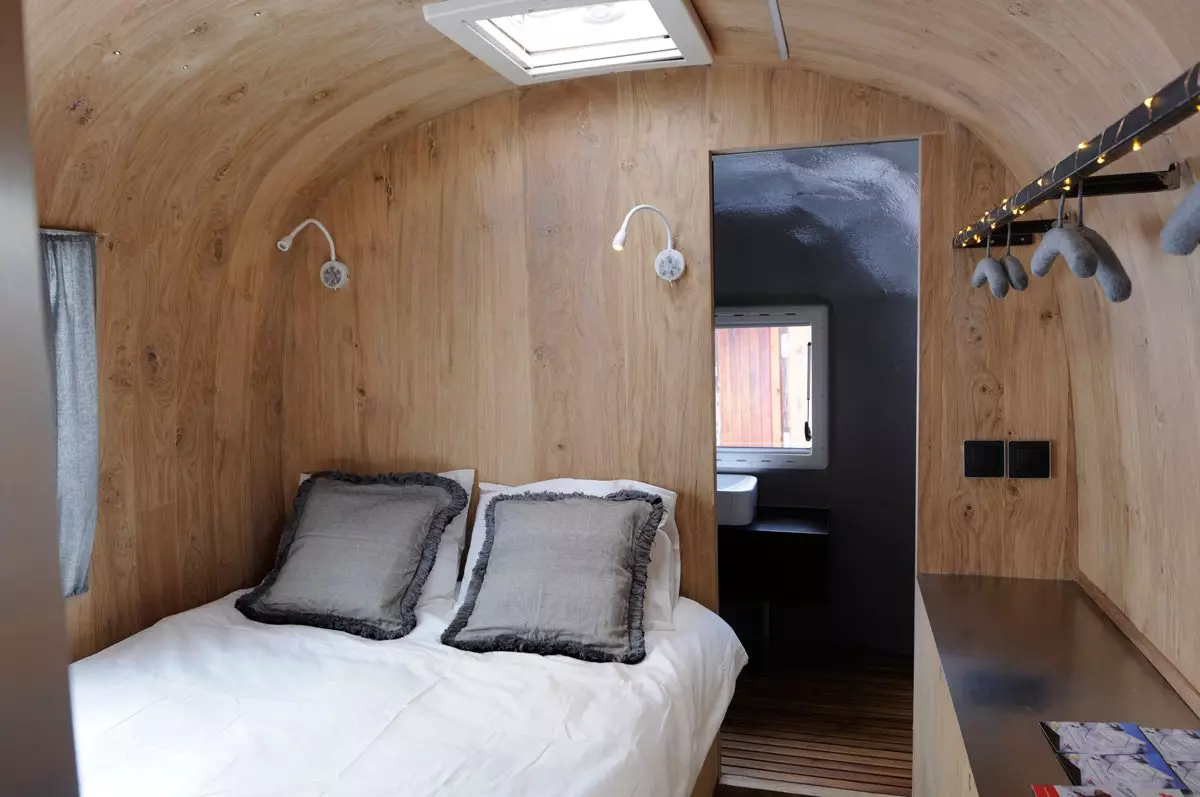 Glamping di ketinggian 2.000 meter di pegunungan Andorra