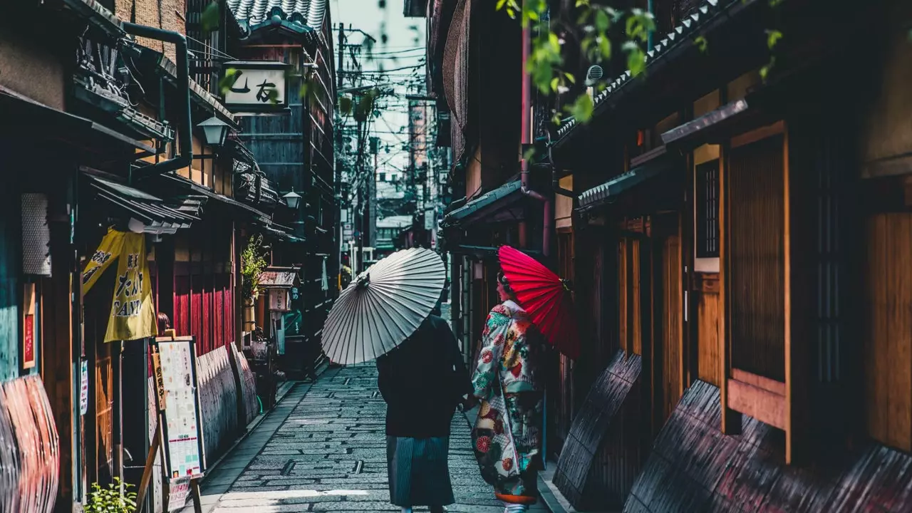 Tanrı vardır! Japonya, İspanyol turistler için uçuş başına 519 avrodan başlıyor