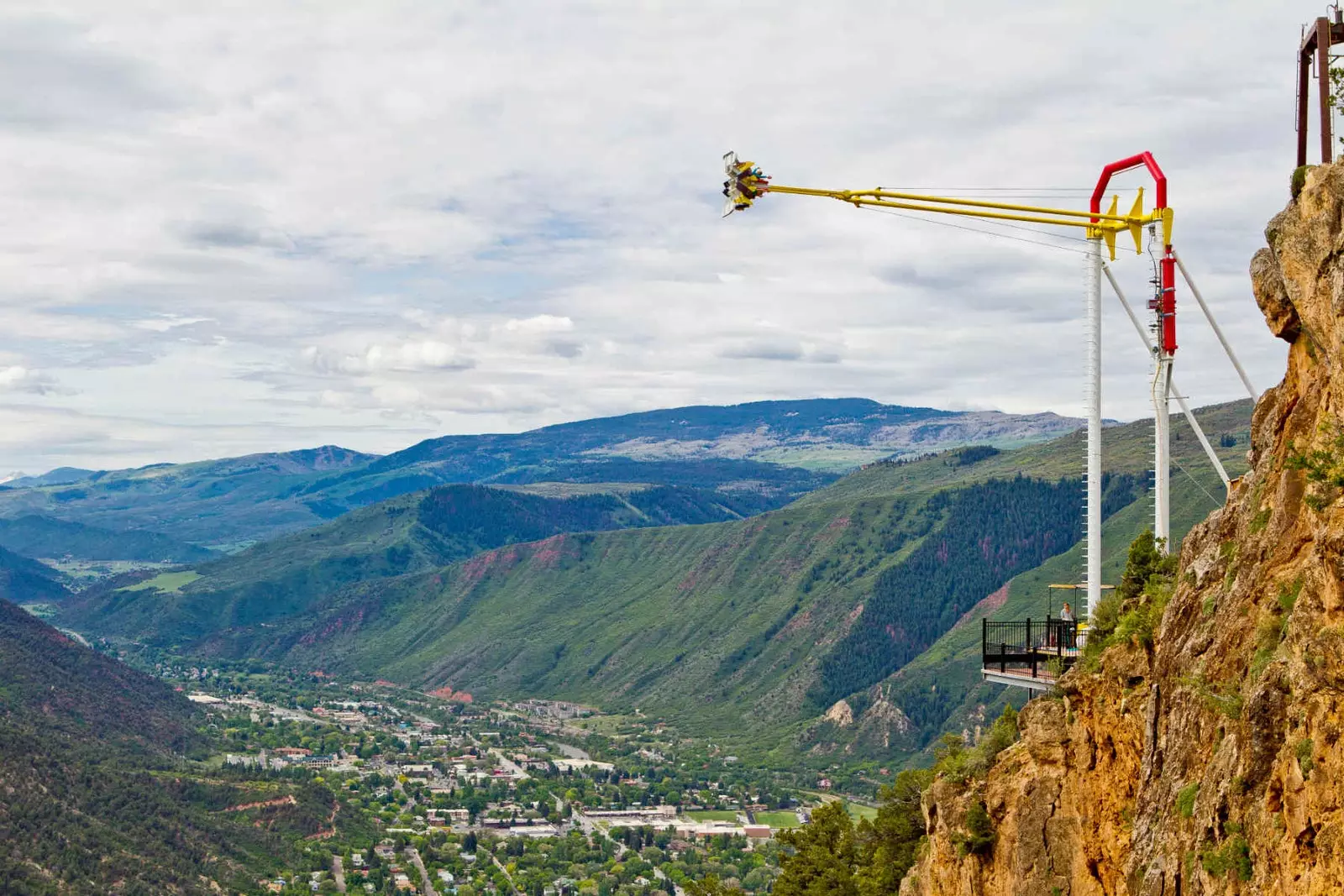 Giant Canyon Swing вероятно най-впечатляващата люлка в света