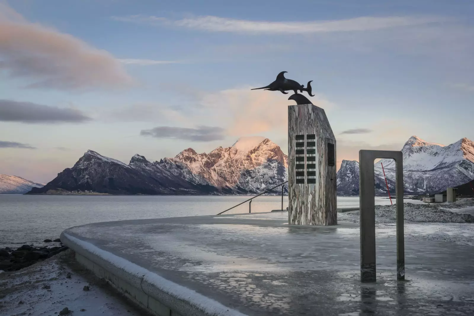 Ureddplassen monument.