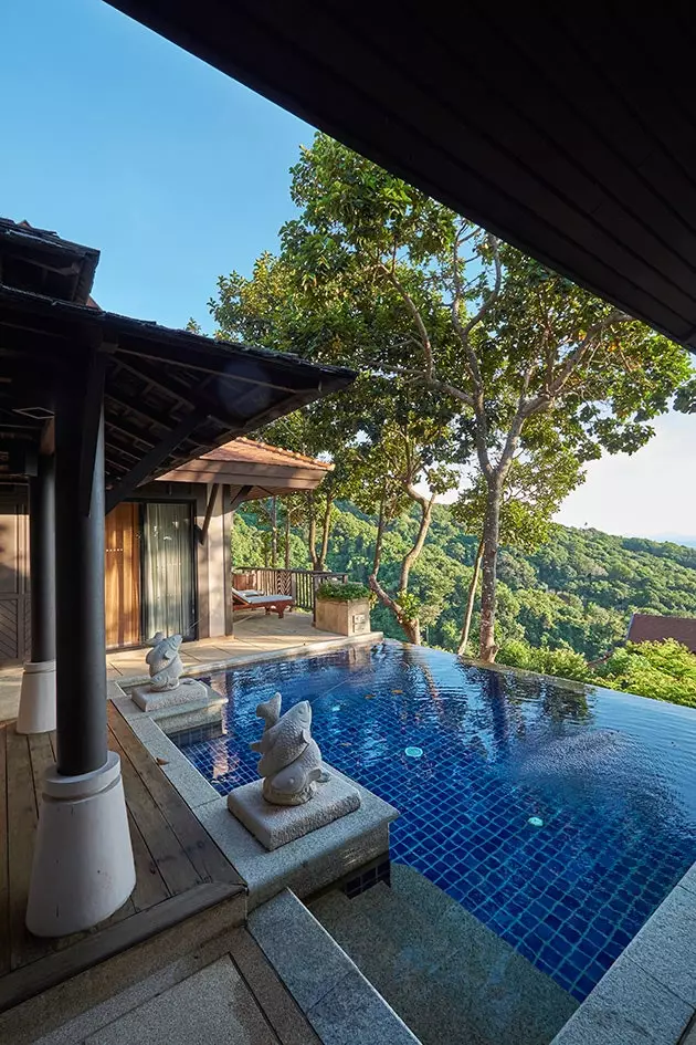 Així d'espectaculars són les viles amb piscina infinita del Pimalai Resort Spa a l'illa de Koh Lanta