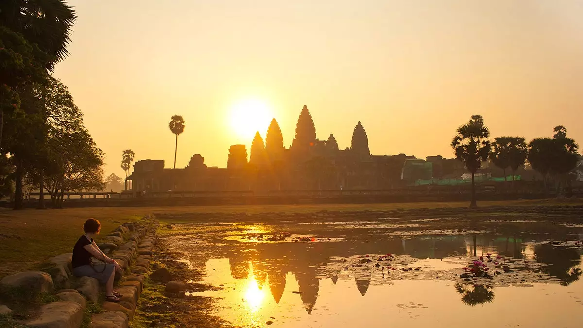 Angkor Wat'ı ziyaret etmek için yeni kıyafet kuralları