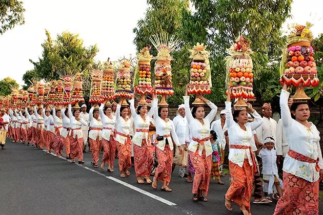 Če potujete na Bali, je priročno poznati njegove templje in obrede