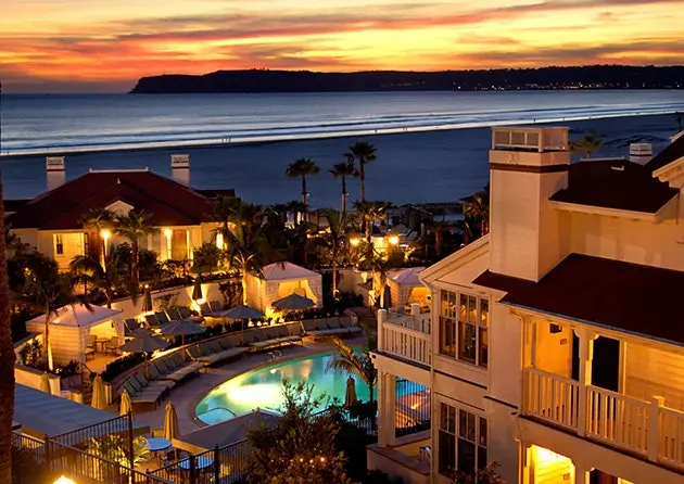 क्या सब कुछ उतना ही शांतिपूर्ण है जितना कि Hotel del Coronado . में दिखता है?