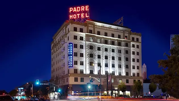 Padre Hotel et af de bedste steder at bo i denne Californiske by