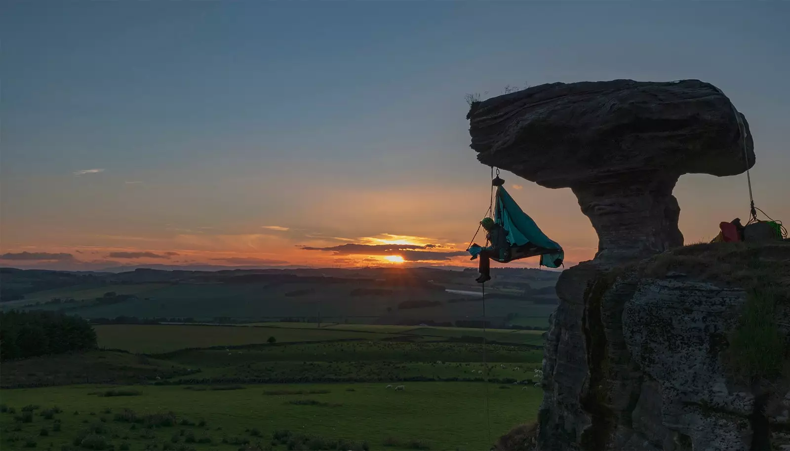 Sleeping above the sky of Great Britain