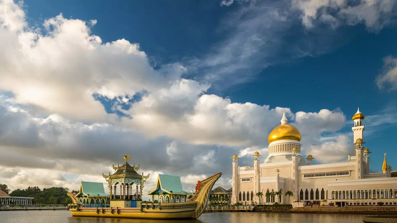 Brunei, negara di Asia Tenggara untuk dimasukkan ke dalam senarai perjalanan anda