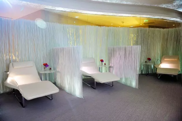 Air France Premiere Lounge