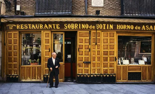 Restoran Sobrino de Botín adalah yang tertua di dunia