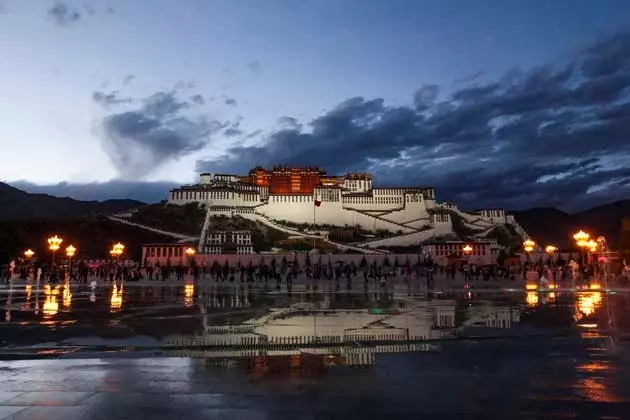 La nuit au Tibet