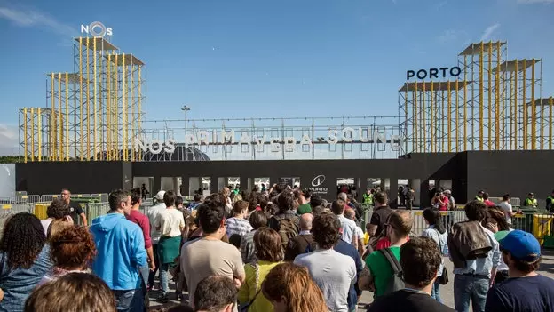 An Sneakoscope: Éalú go dtí an Porto is ceolmhaire (nó go Maidrid faiseanta)