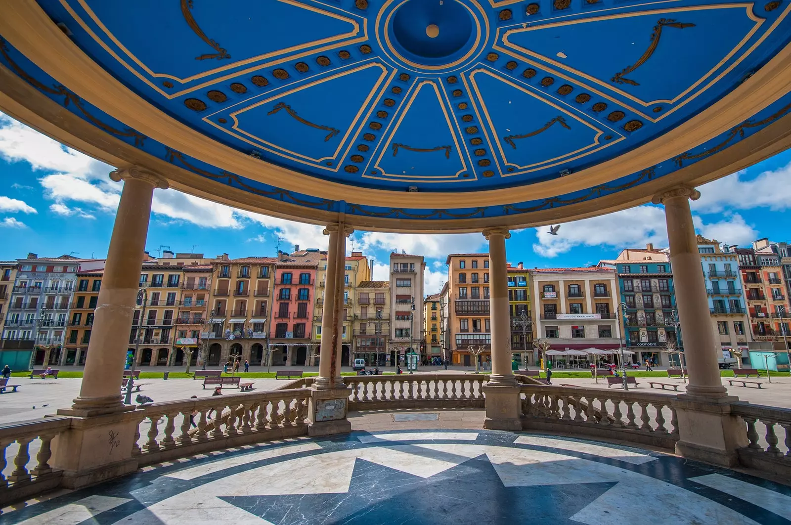 Schlass Square Pamplona