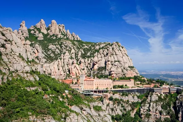 Tliet rotot biex jagħmlu l-aħjar minn Barċellona u l-madwar