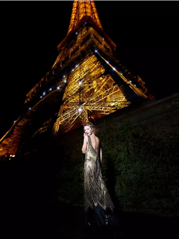 Jean Paul Gaultier di Menara Eiffel