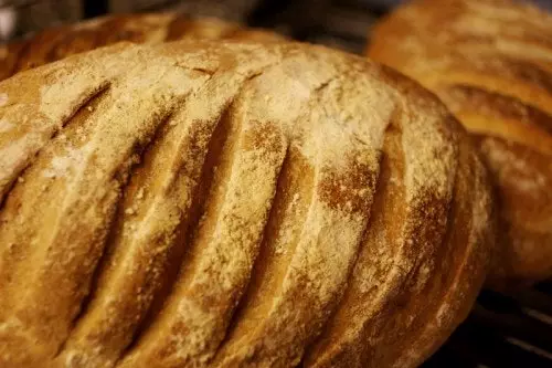 'White Bloomer' fra The Old Post Office Bakery