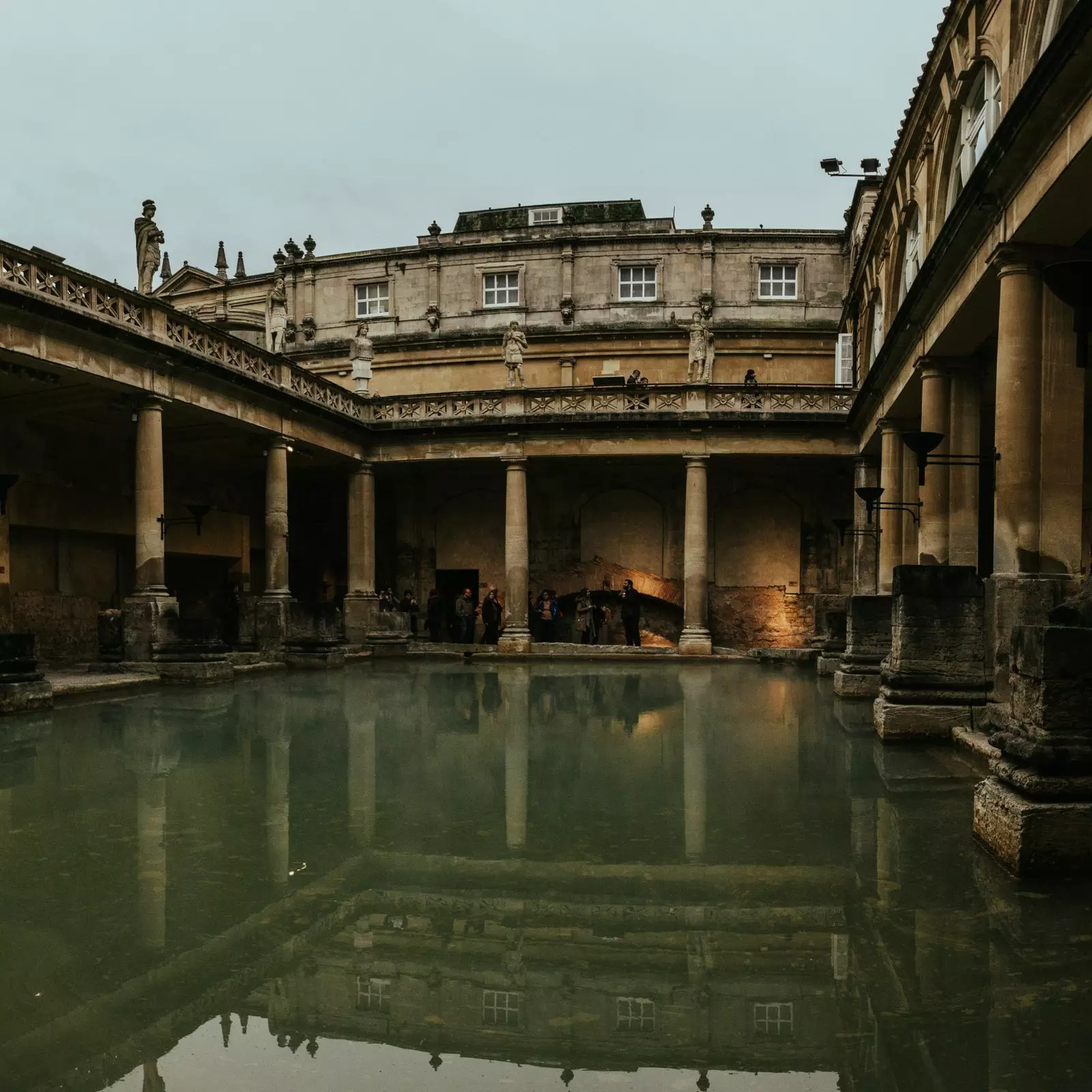 Pemandian Romawi di Bath England.