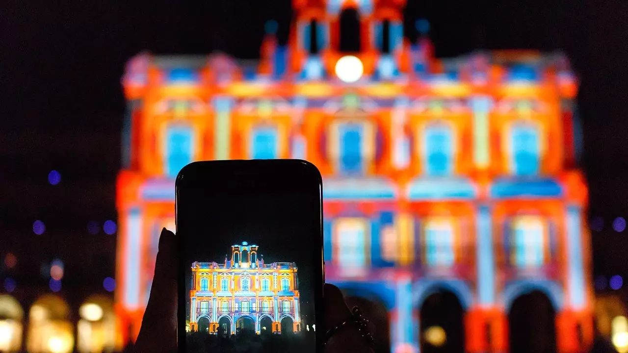 Salamanca, capital of light art for a weekend