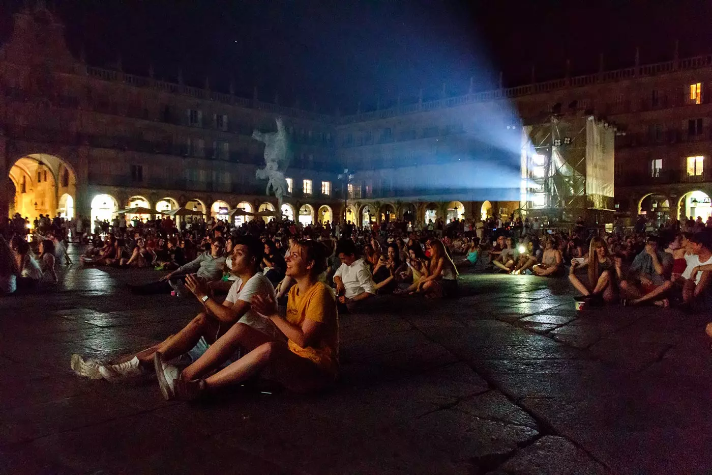 Grande atmosfera al Festival della Luce e dell'Avanguardia