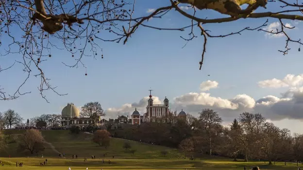 Greenwich: náid fhadlíne na siamsaíochta nua i Londain