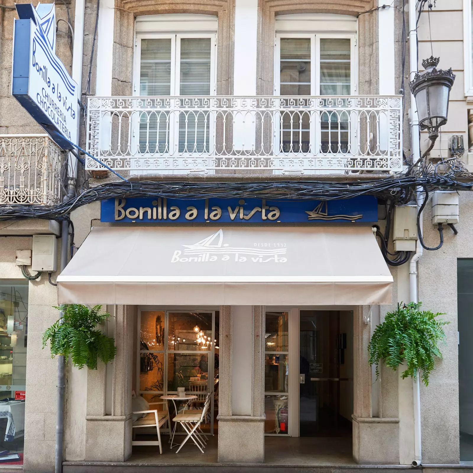 Churrería Rúa Real de Bonilla na vidiku