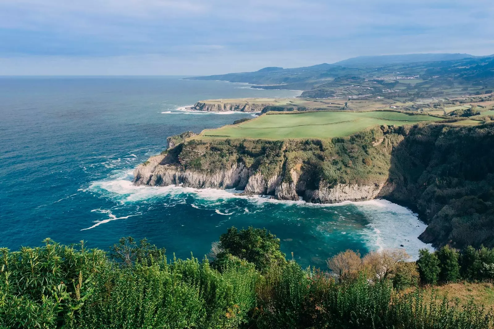 Te vei îndrăgosti de coasta sa