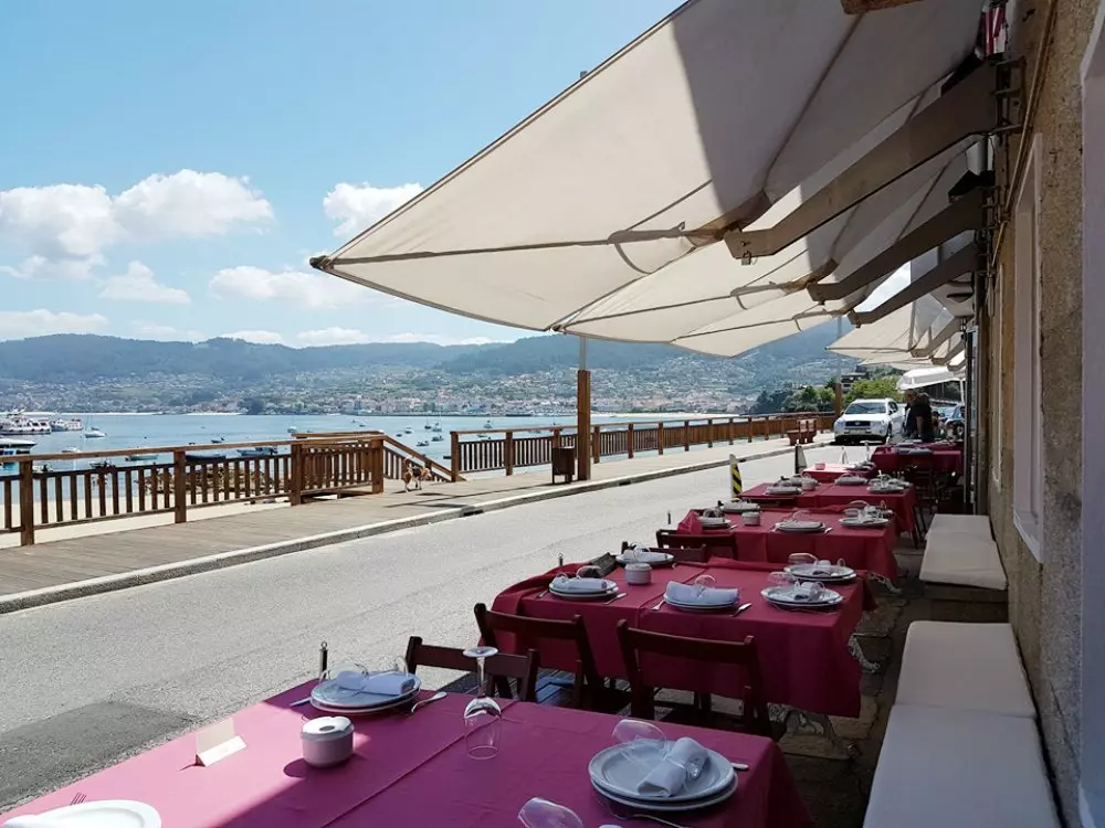 Terrasse des Restaurants A Centoleira.