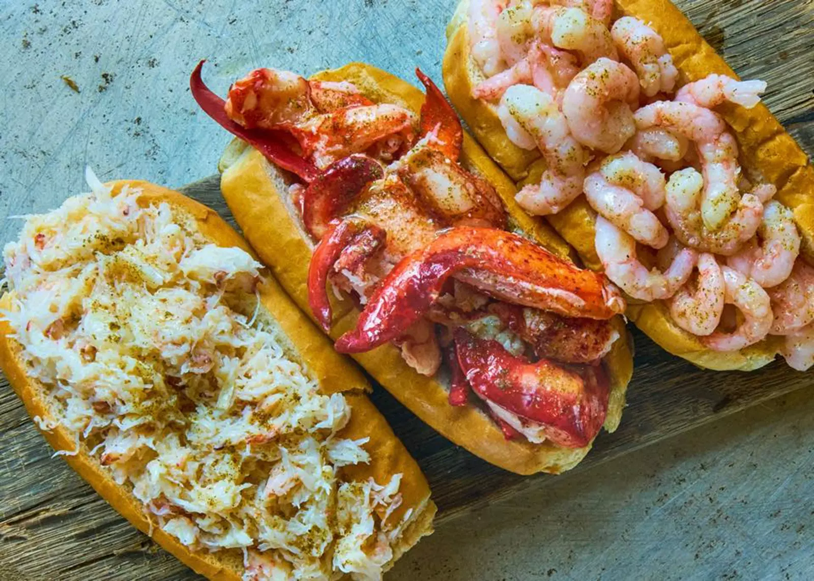 Luke's Lobster cung cấp hơn 40 loại động vật có vỏ và cá