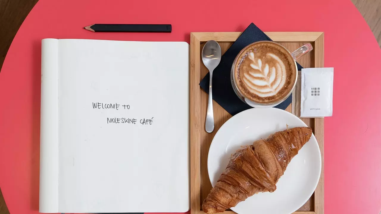 Moleskine Café: sudut baharu anda di mana anda boleh mendapat inspirasi dan gembira