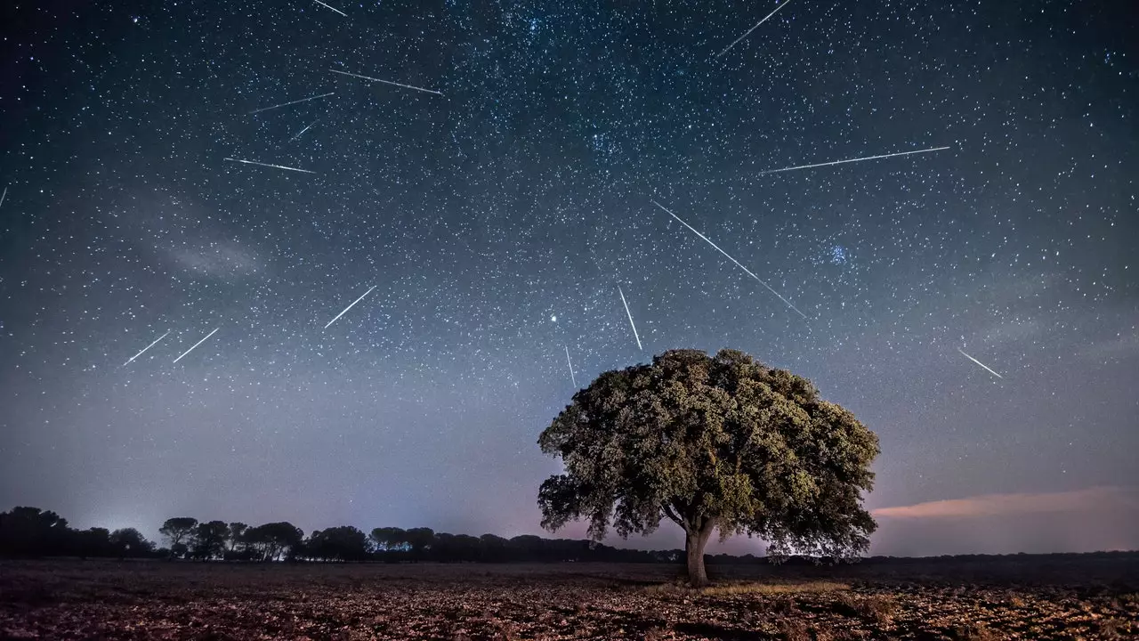 Perseids 2022: kad, kā un kur redzēt gada gaidītāko meteoru lietu