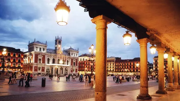 Går rundt i Valladolid og brenner kalorier