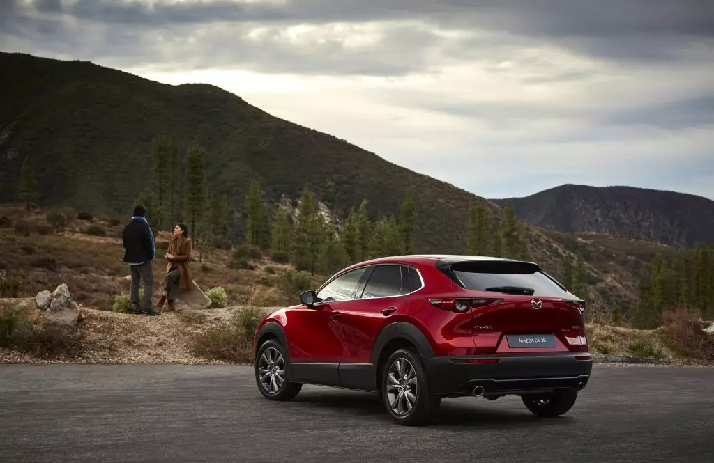 MazdaCX30