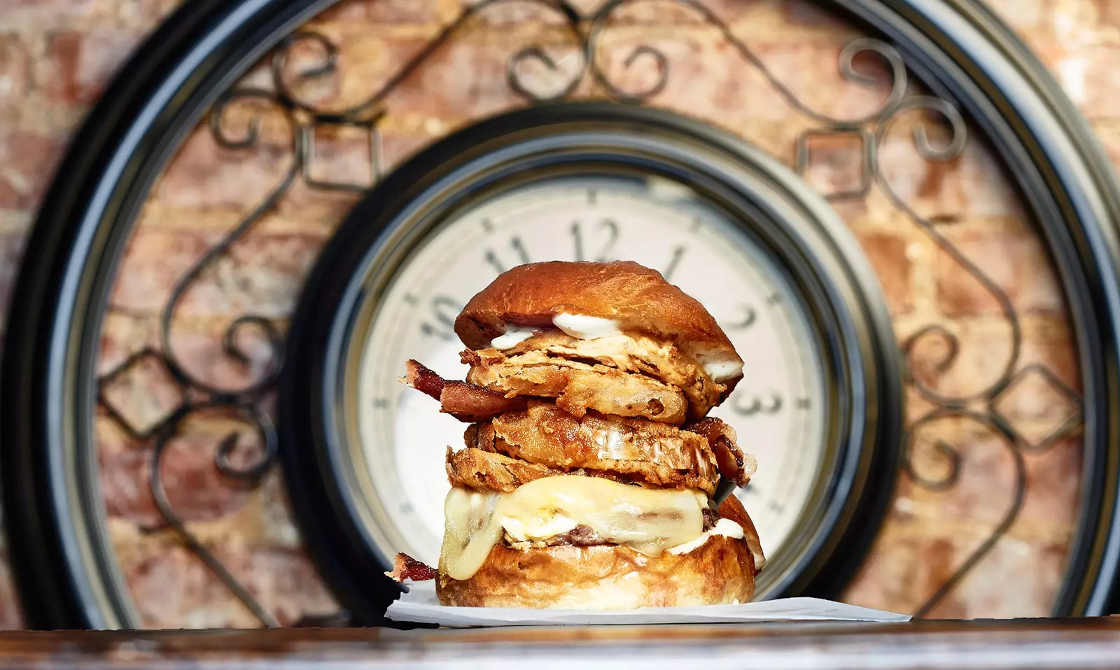 Black Iron Burger Seviljas burgeri, kas ir iekarojuši Ņujorku