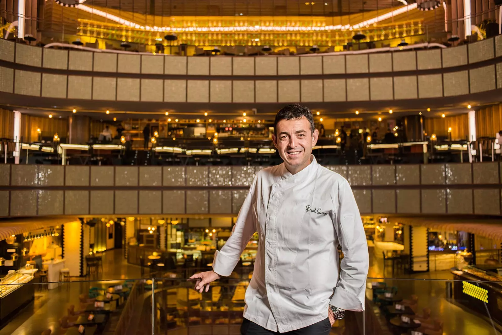 Ricard Camarena ontscheept in Madrid