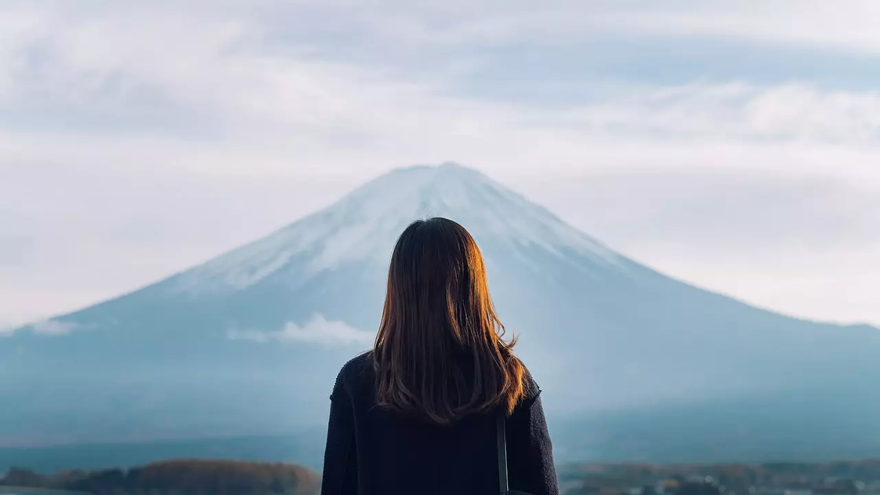 これは来年のスペイン人旅行者の行動です