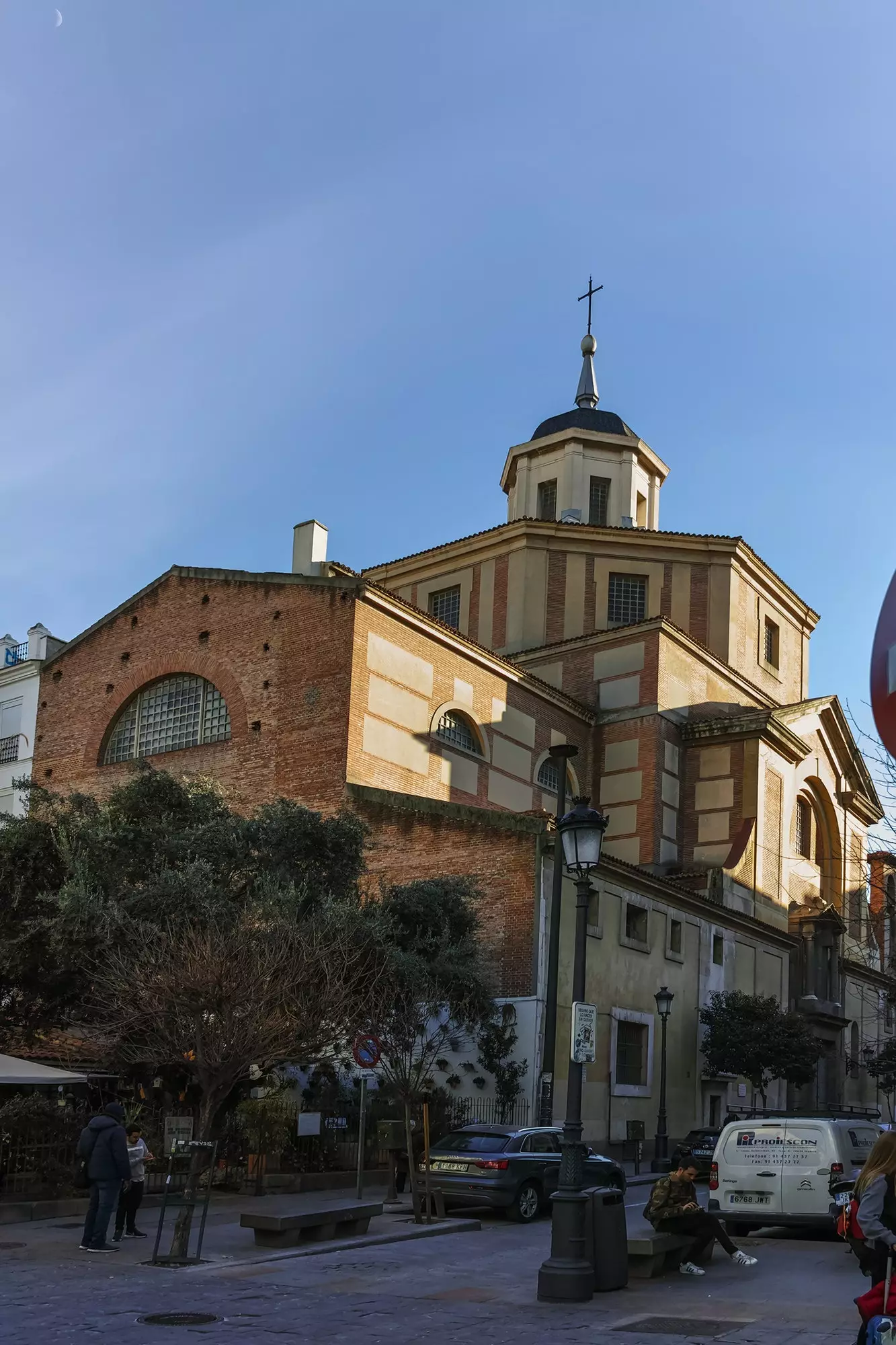 San Sebastianin kirkko Las Letrasin naapurustossa