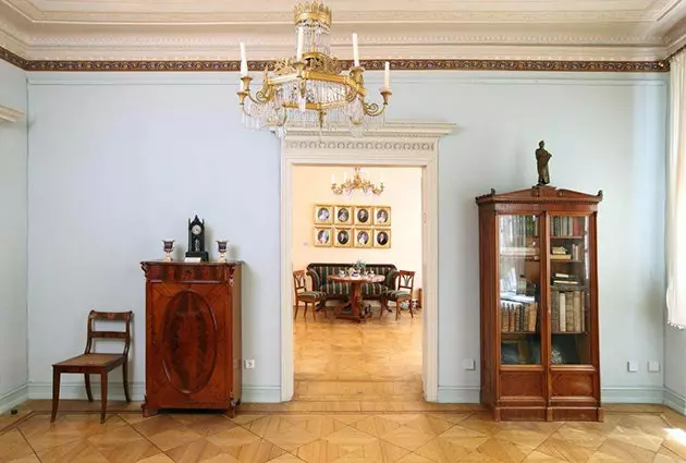 Knoblauchhaus-museet i Biedermeyer-stil