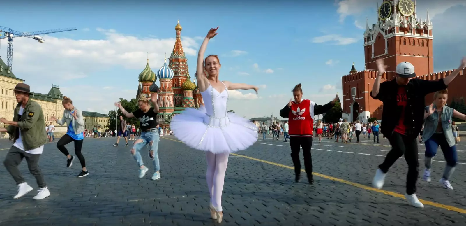 Moscou Barcelone Paris Venise... Tous unis dans une danse