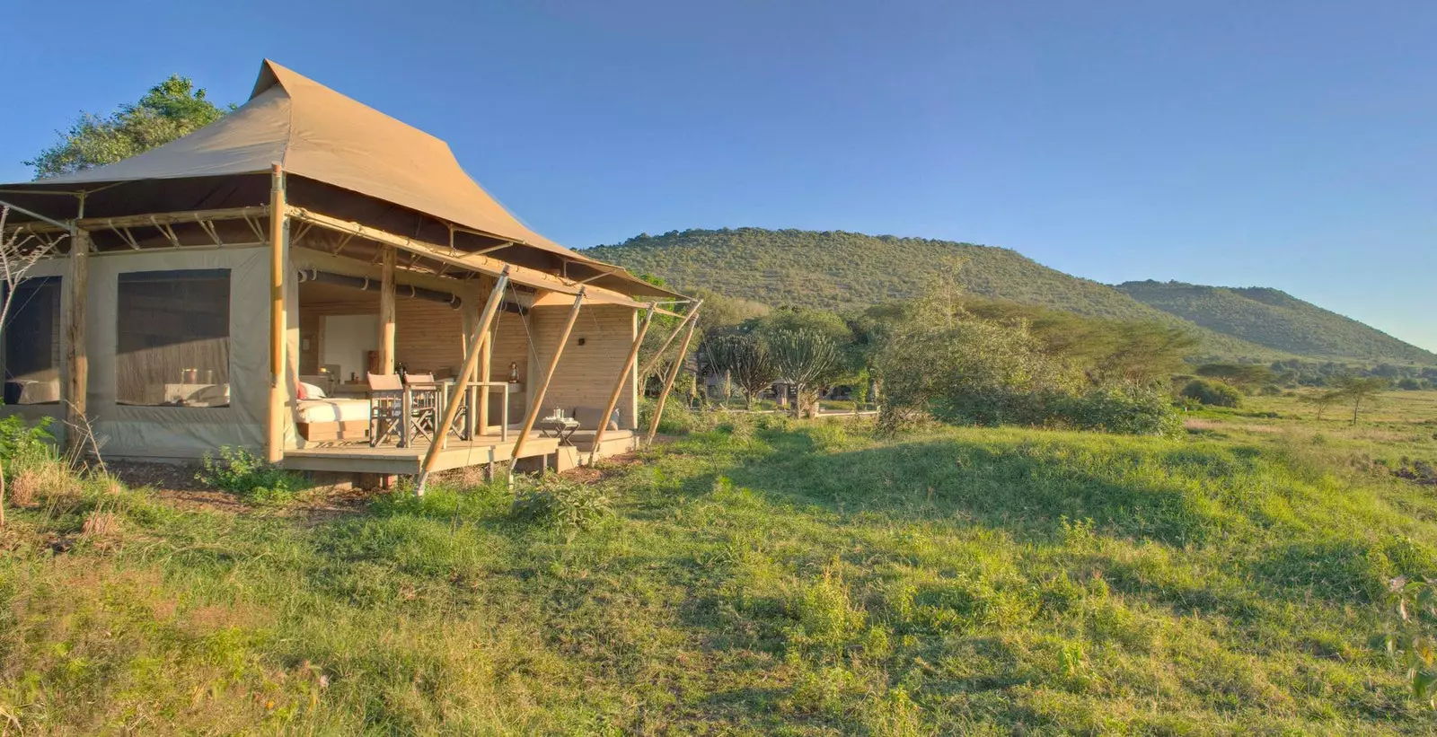 إحدى الخيام الخالية من الزجاج في Keyond Kichwa Tembo Tented Camp.