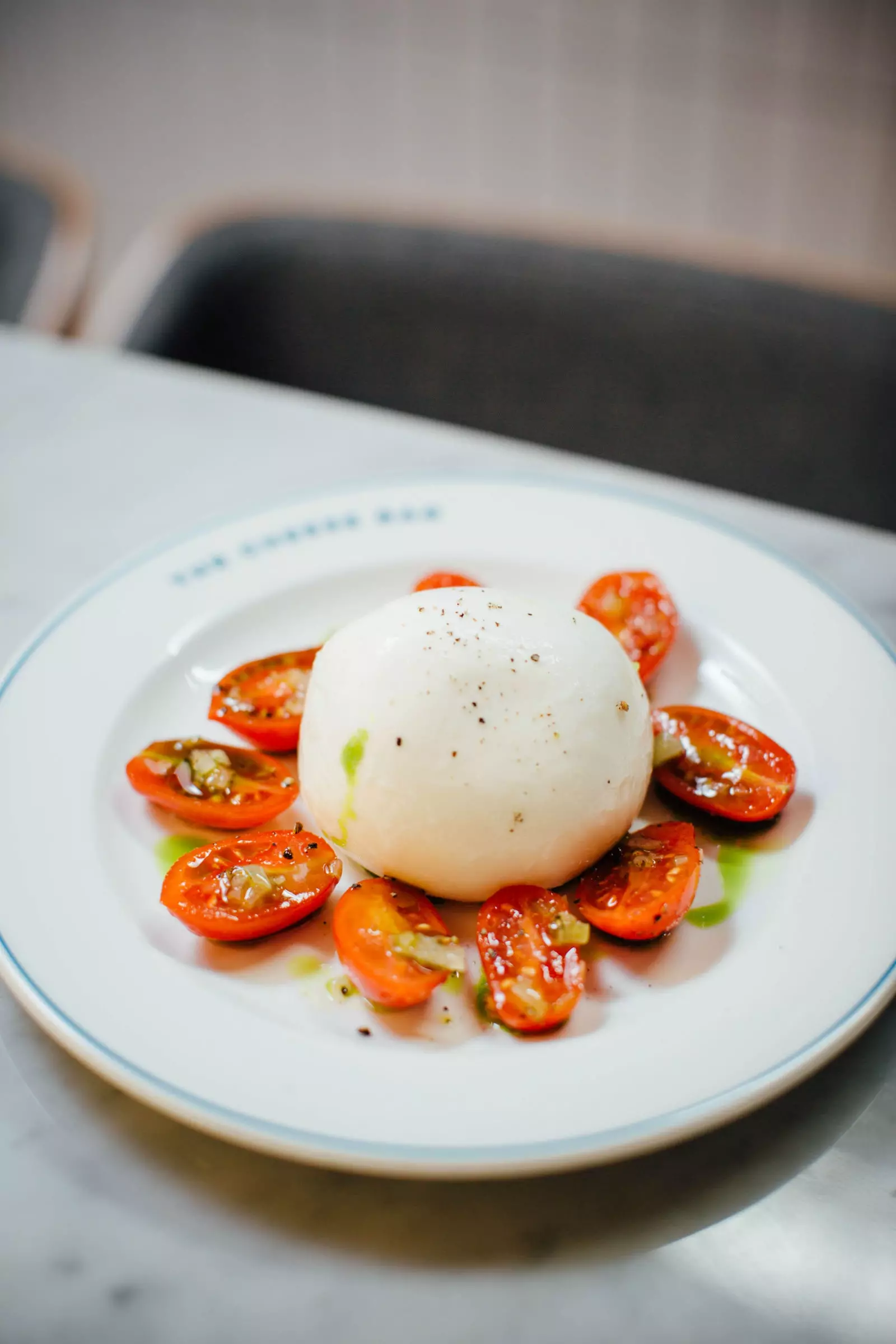 Burrata katika Jibini Bar.