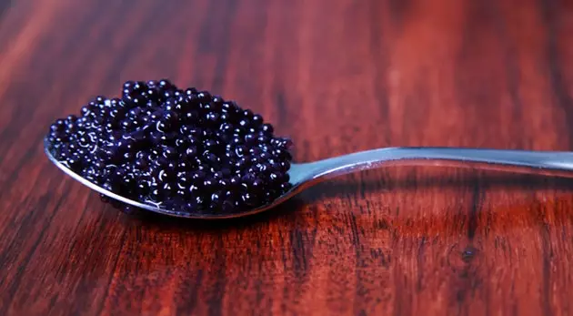 O caviar iraniano não está incluído em nenhum prato tradicional persa