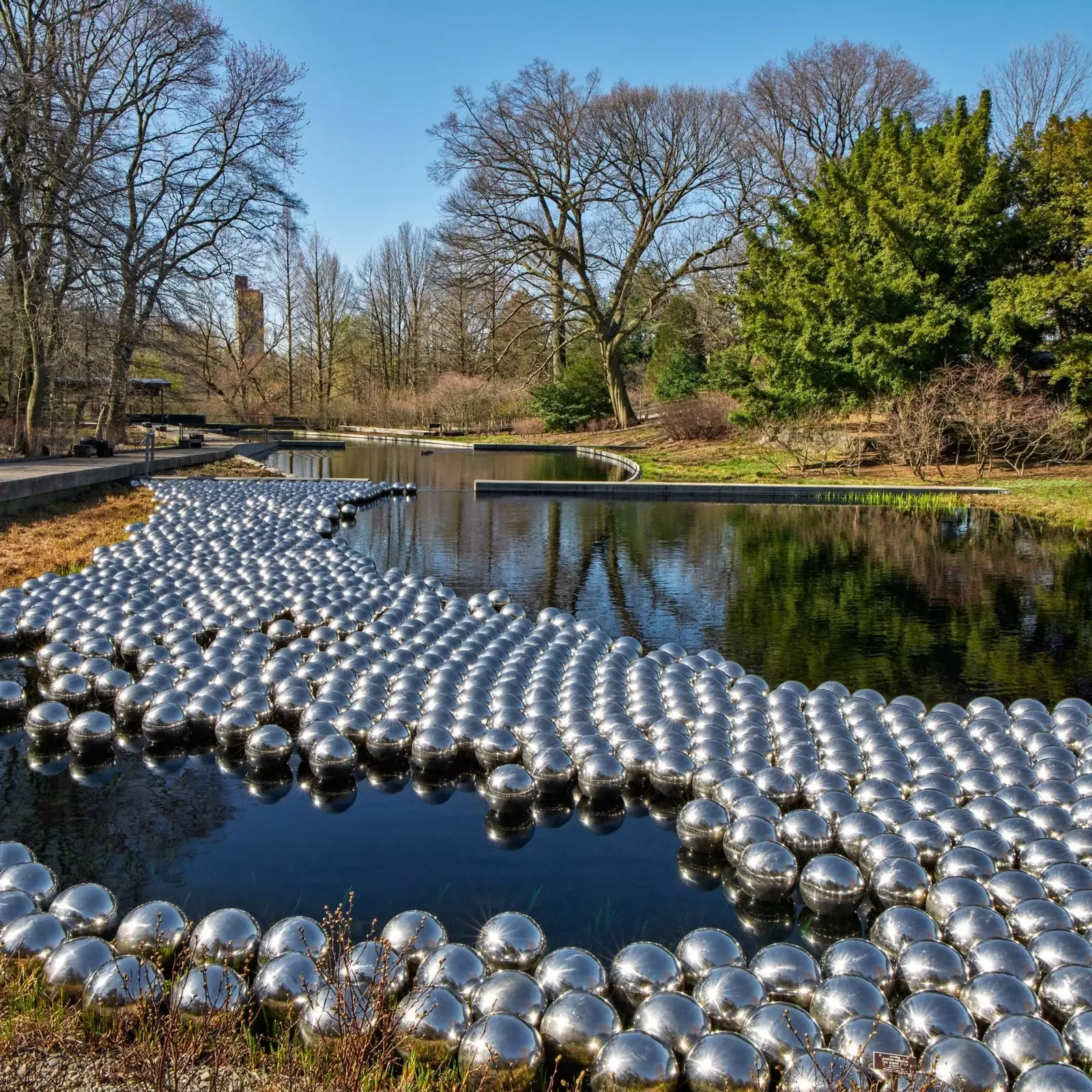 New York je plný barev a puntíků Yayoi Kusama 22498_5