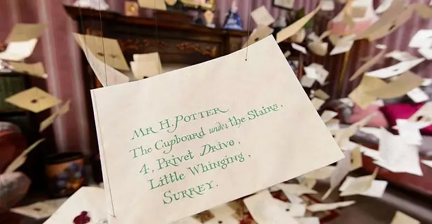 Harry Potter'ın 'muggle' evi Privet Drive 4 kapılarını halka açıyor