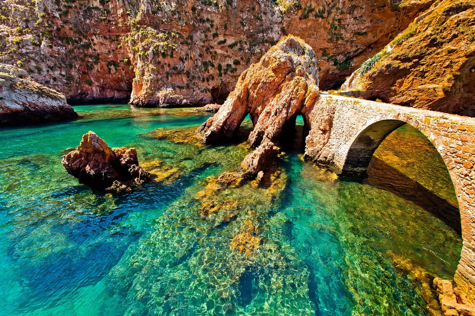 Τα νησιά Berlengas ο παράδεισος της Πορτογαλίας που ακόμα δεν γνωρίζετε