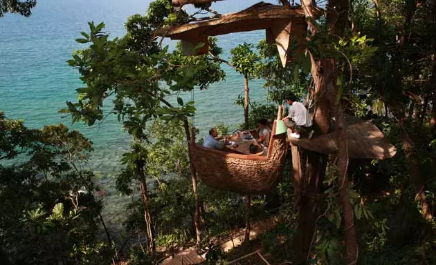 Makan seperti burung di Thailand.