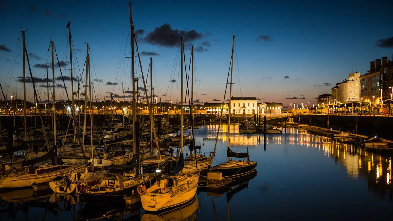 Gijón san fhómhar: féilte, gastranómachais agus cultúr dhochoiscthe ag baint leis