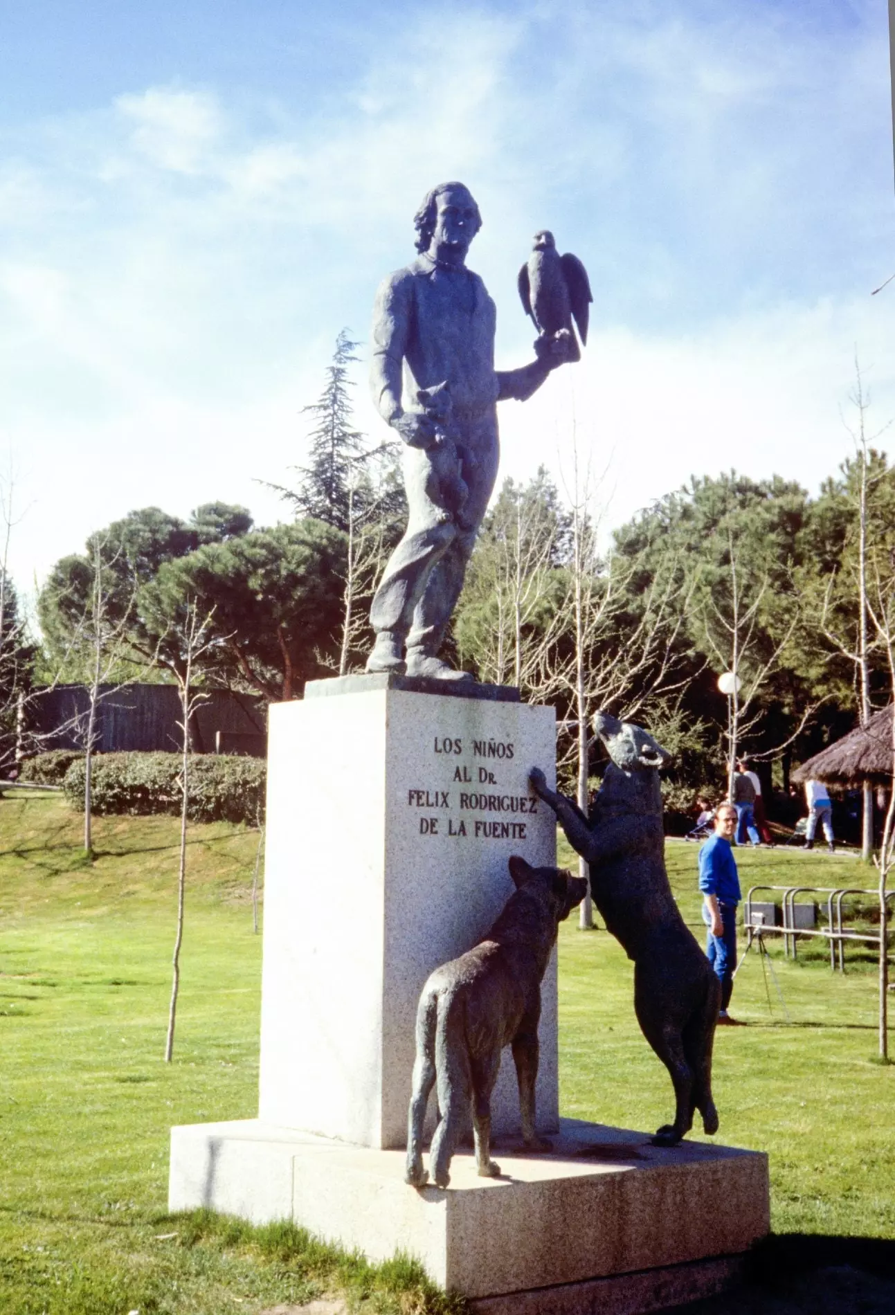 Denkmal für Flix Rodríguez de la Fuente in Madrid