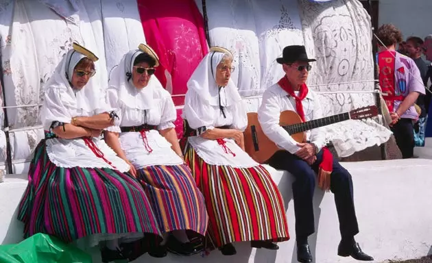 Teguise níos mó ná mar chuid den mhargadh an idé-syncrasy na Spáinne