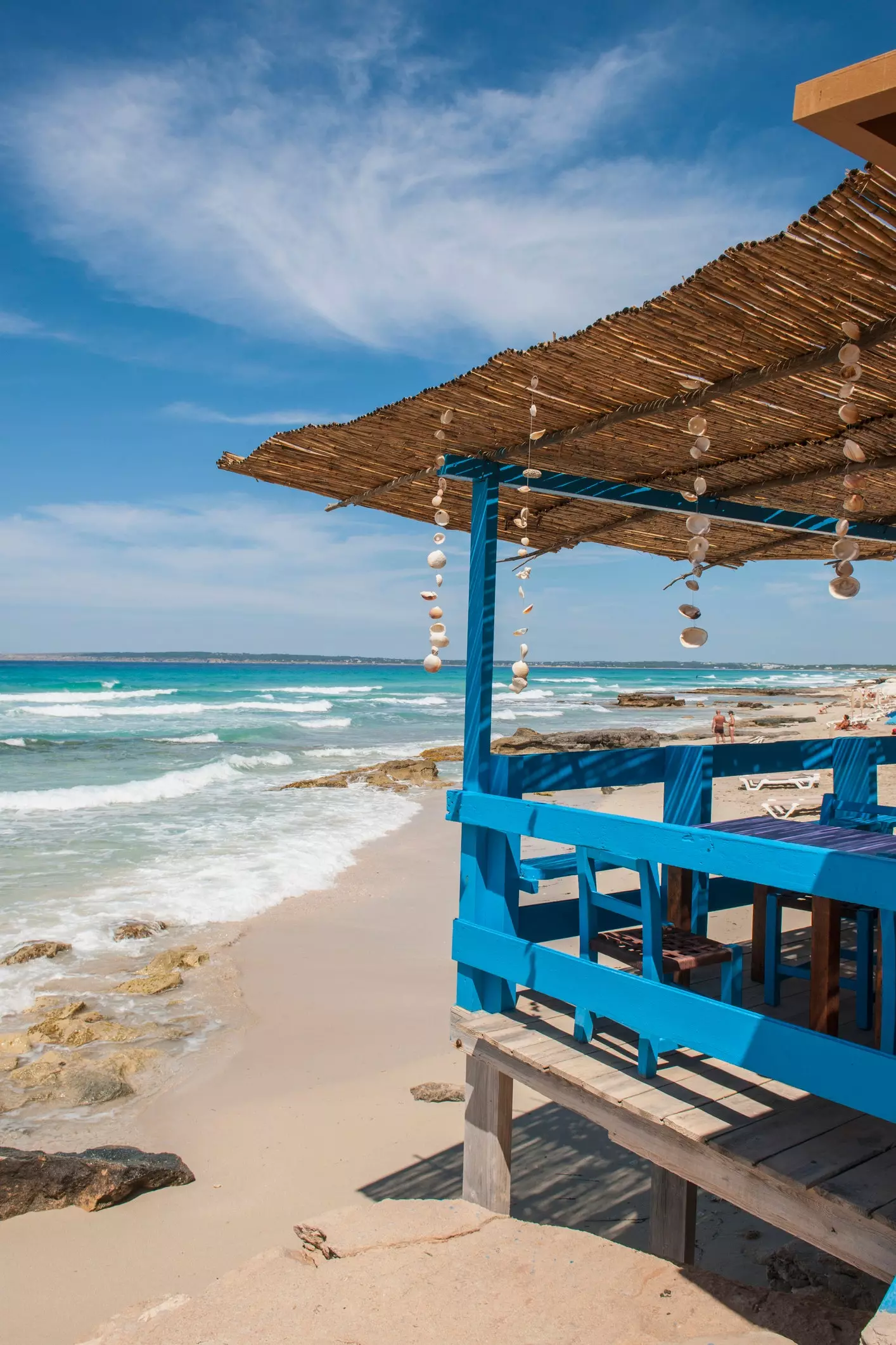 Tak zrelaksowany jest bar na plaży Bartolo.