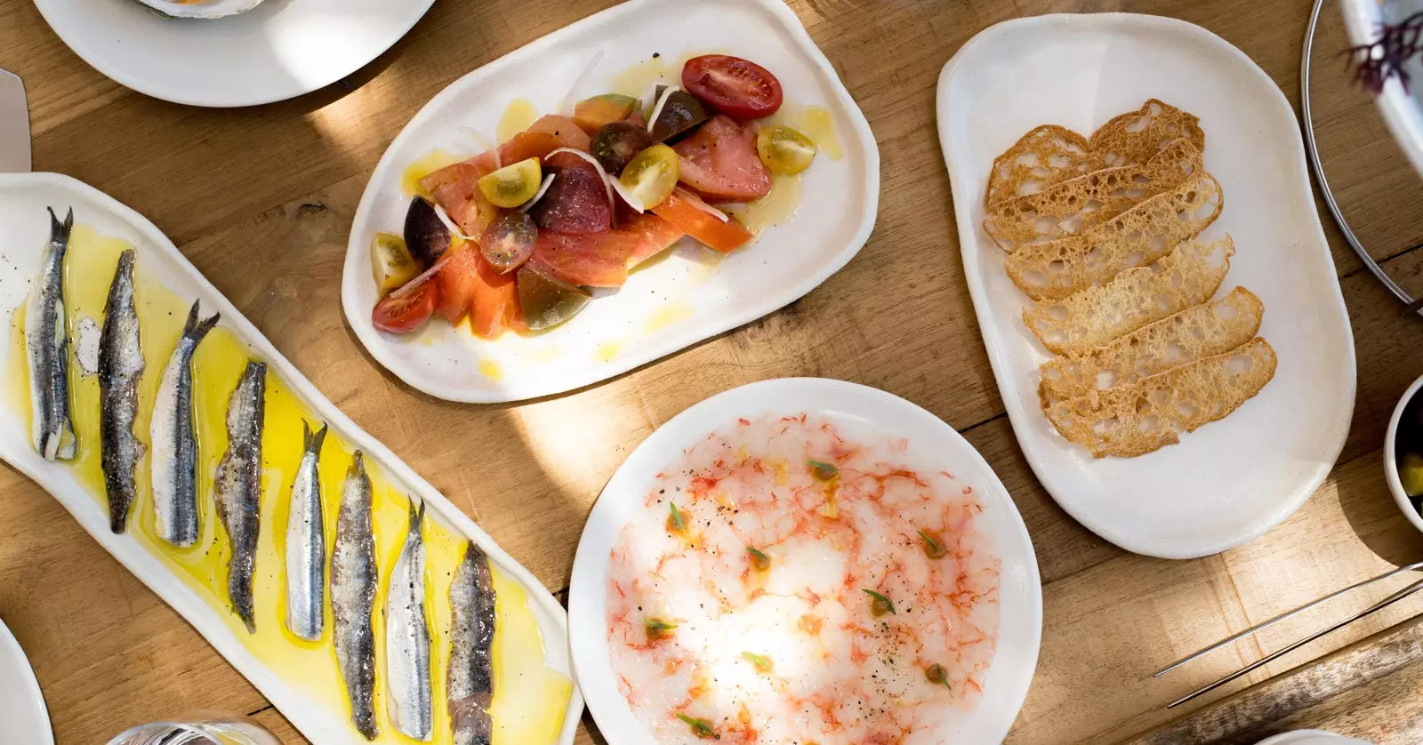 Anchovy Anchovies, Bio Tomaten an Ibiza Garnelen Carpaccio.